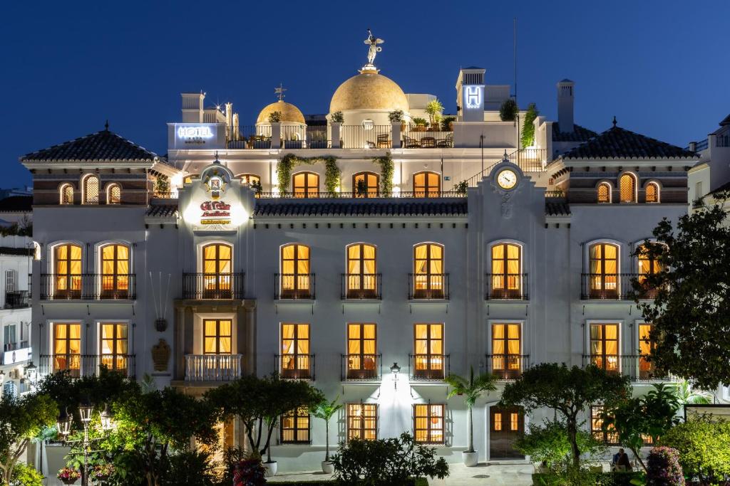Hotel El Pilar Andalucía : raffinement moderne au cœur du centre historique