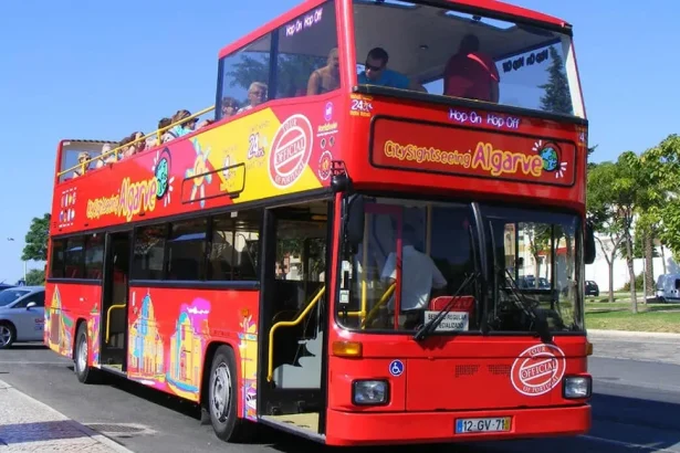 Transports à Albufeira bus, navettes, gare et bons trajets